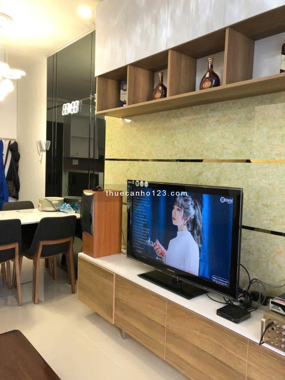 M-One, Nguyễn Bỉnh Khiêm, GV: 3p ngủ. 100m2, 17tr/tháng, có nội thất