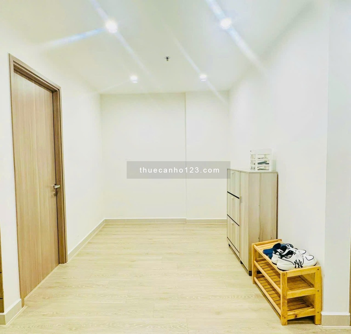 Cho thuê căn hộ 1PN+ giá 7 triệu cọc 1 Vinhomes Grand Park