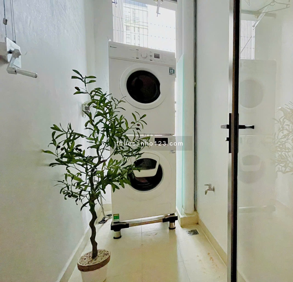 Căn Hộ The Tresor nội thất đẹp cần cho thuê ở liền Quận 4