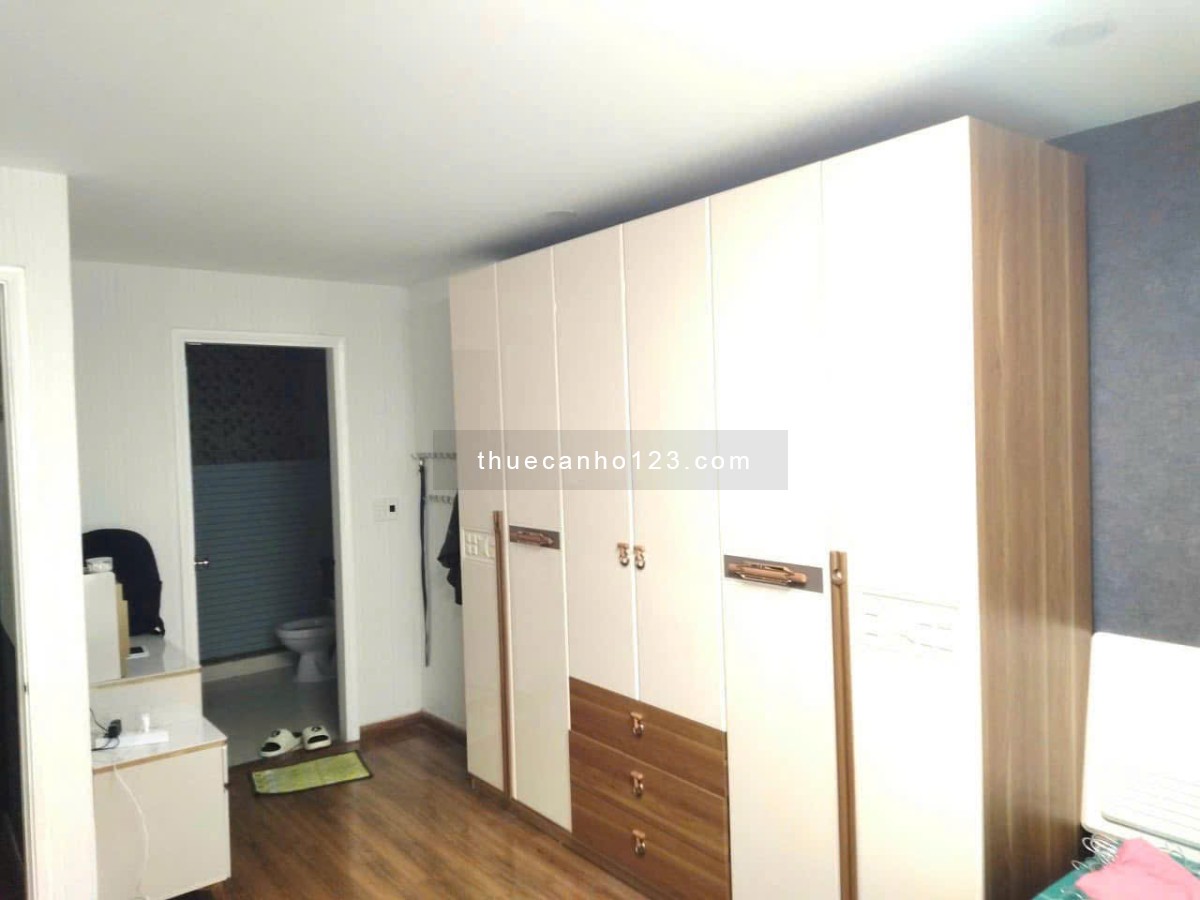 Chung cư Hoa Sen, Lac Long Quân, Q11: 115m2, 3p ngủ, nt, 14tr/th