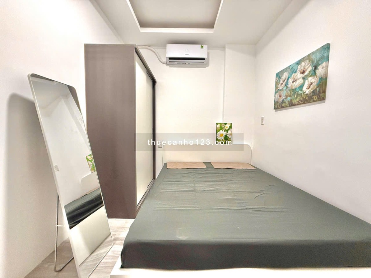 Trống căn hộ 2PN bancol siêu rộng full nội thất - Gần đại học NTT - Đại học Luật - Trung tâm Quận 1
