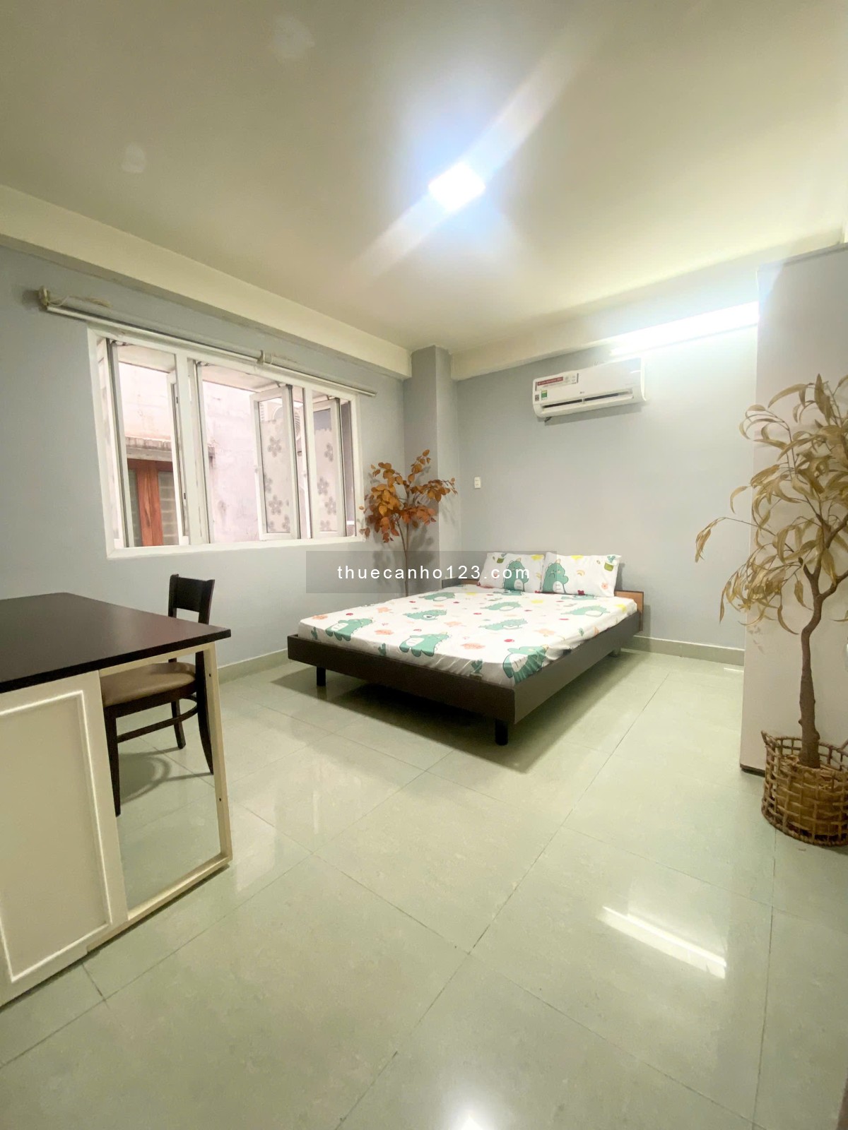 Căn Hộ Chính Chủ P.Khách + P.Ngủ Đầy Đủ Ngay Trung Tâm Bình Thạnh - Q1 3p