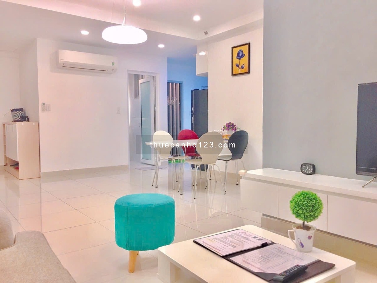 Cho thuê căn hộ Scenic valley1, 2PN giá chỉ 16 triệu, nội thất đẹp, PMH, Q7, HCM