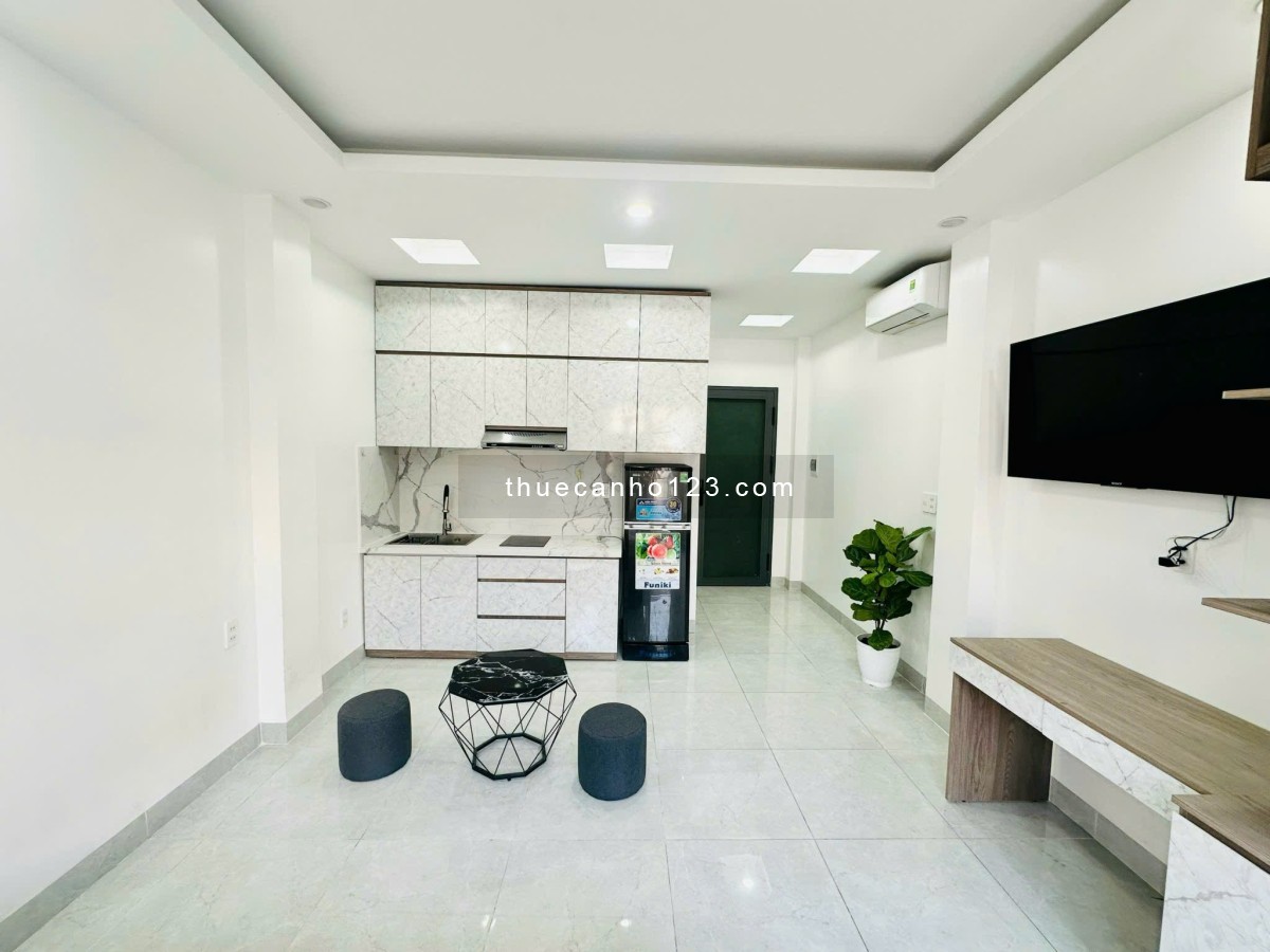 Cho thuê căn hộ đẹp, giá tốt nhất năm gần CMT8, Bến Thành Q1, đủ nội thất mới, bancol rộng