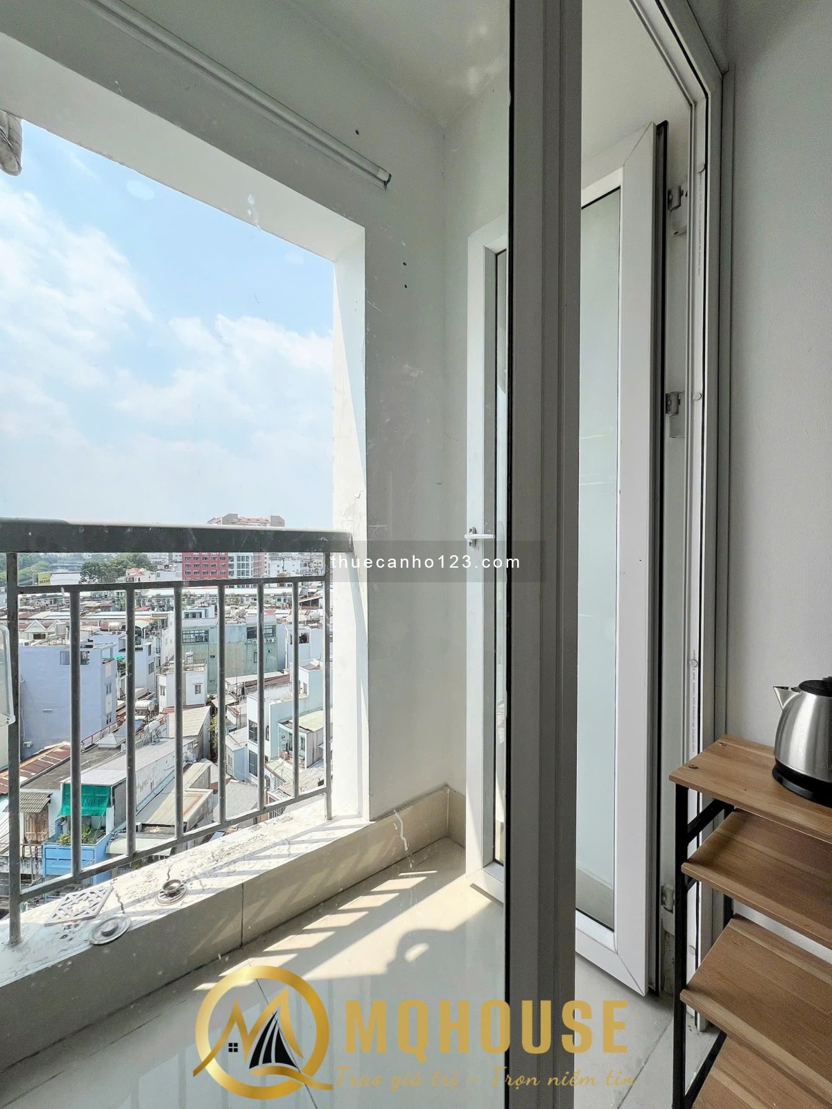 Căn Hộ Studio Tách bếp, Ban công, Huỳnh Mẫn Đạt Bình Thạnh, Khu Phố Nhật, An Ninh, Dân Trí Cao