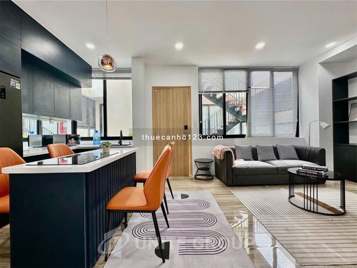 Siêu Hot! Cho Thuê Căn Hộ Cao Cấp Ban Công Rộng Rãi Nhiều Ánh Sáng Gần Công Viên Hoàng Văn Thụ