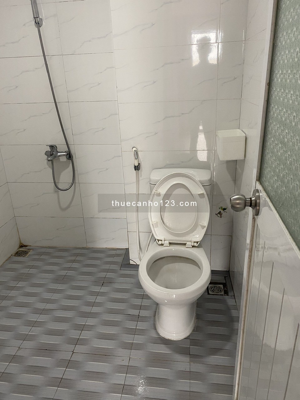 Cho thuê Căn hộ 70m2 chung cư Hòa Khánh tòa nhà E1