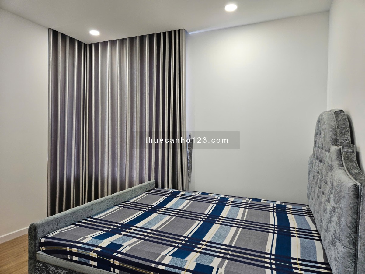 Căn hộ gia đình 3PN 3WC, MT Eastmark quận 9 có rèm máy lạnh.. nội thất nhà mới ở liền