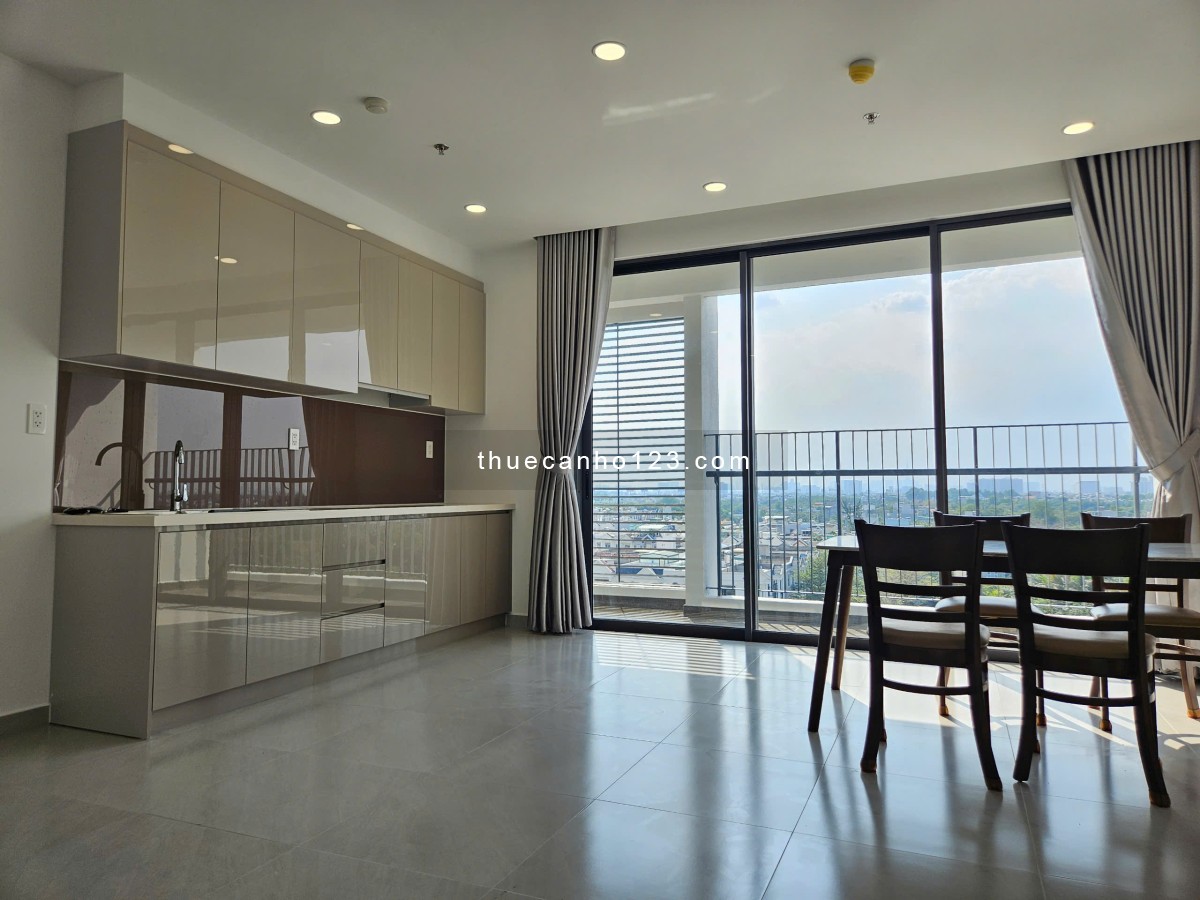 Căn hộ gia đình 3PN 3WC, MT Eastmark quận 9 có rèm máy lạnh.. nội thất nhà mới ở liền