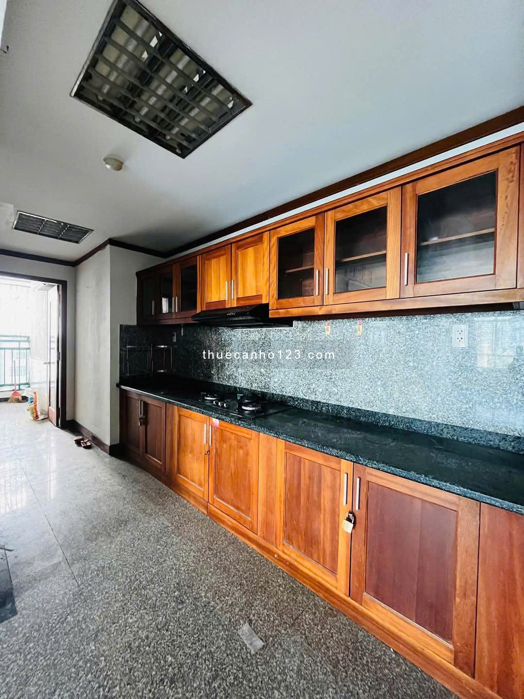Cho thuê căn hộ 3 phòng ngủ Hoàng Anh An Tiến chỉ 10 triệu