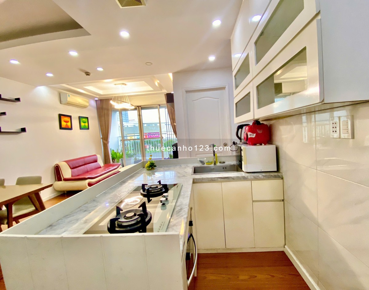 Cho thuê căn hộ CC 2 PN nội thất đẹp, giá 18 triệu ở Scenic valley1, PMH, Q7, HCM