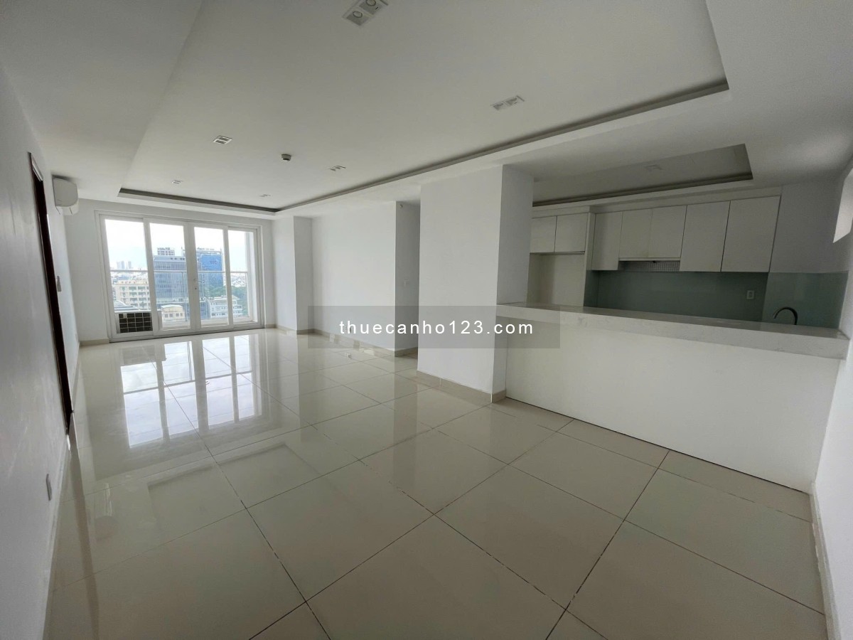 CĂN HỘ LỚN 140m2 3 Phòng Ngủ/3 WC - SKY CENTER Phổ Quang - LH 0906.887.586 Quân