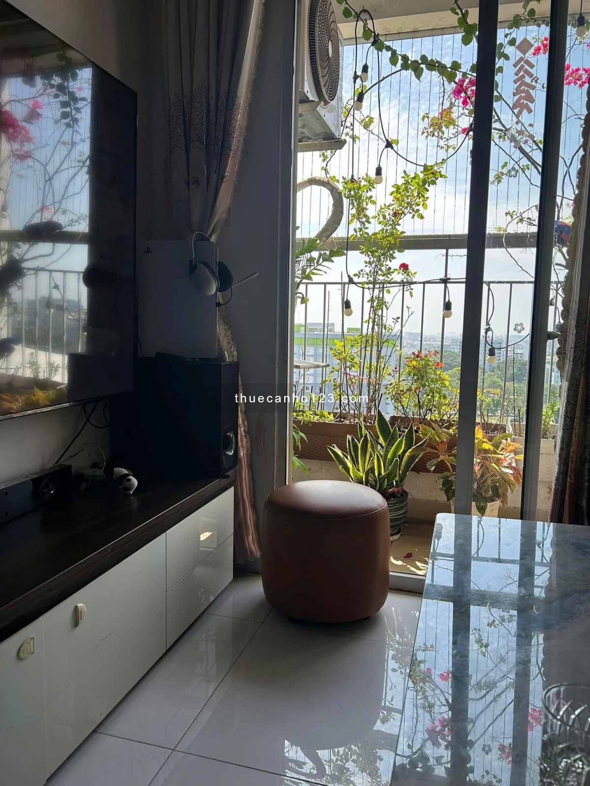 Carillon 2 - Hòa Thạnh, Tân Phú : 70m2, 2p ngủ, 2wc, 10tr/tháng