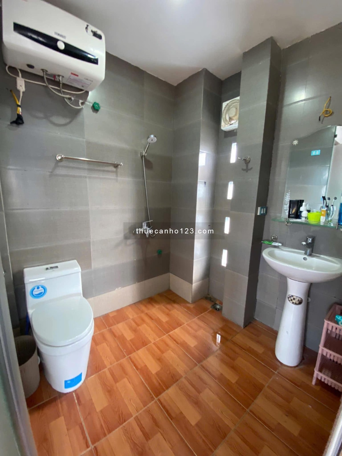 Cho thuê chung cư mini tại ngõ 447 Lạc Long Quân, Phường Xuân La, Tây Hồ, Hà Nội