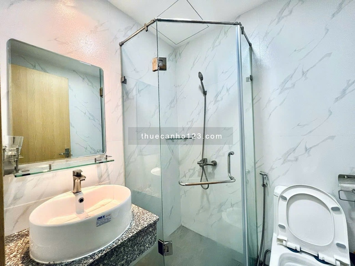 Căn Hộ 1pn - Studio Gần Ngã 4 Hàng Xanh, Bình Thạnh, Có Bãi gửi ô tô, FullNT, An Ninh