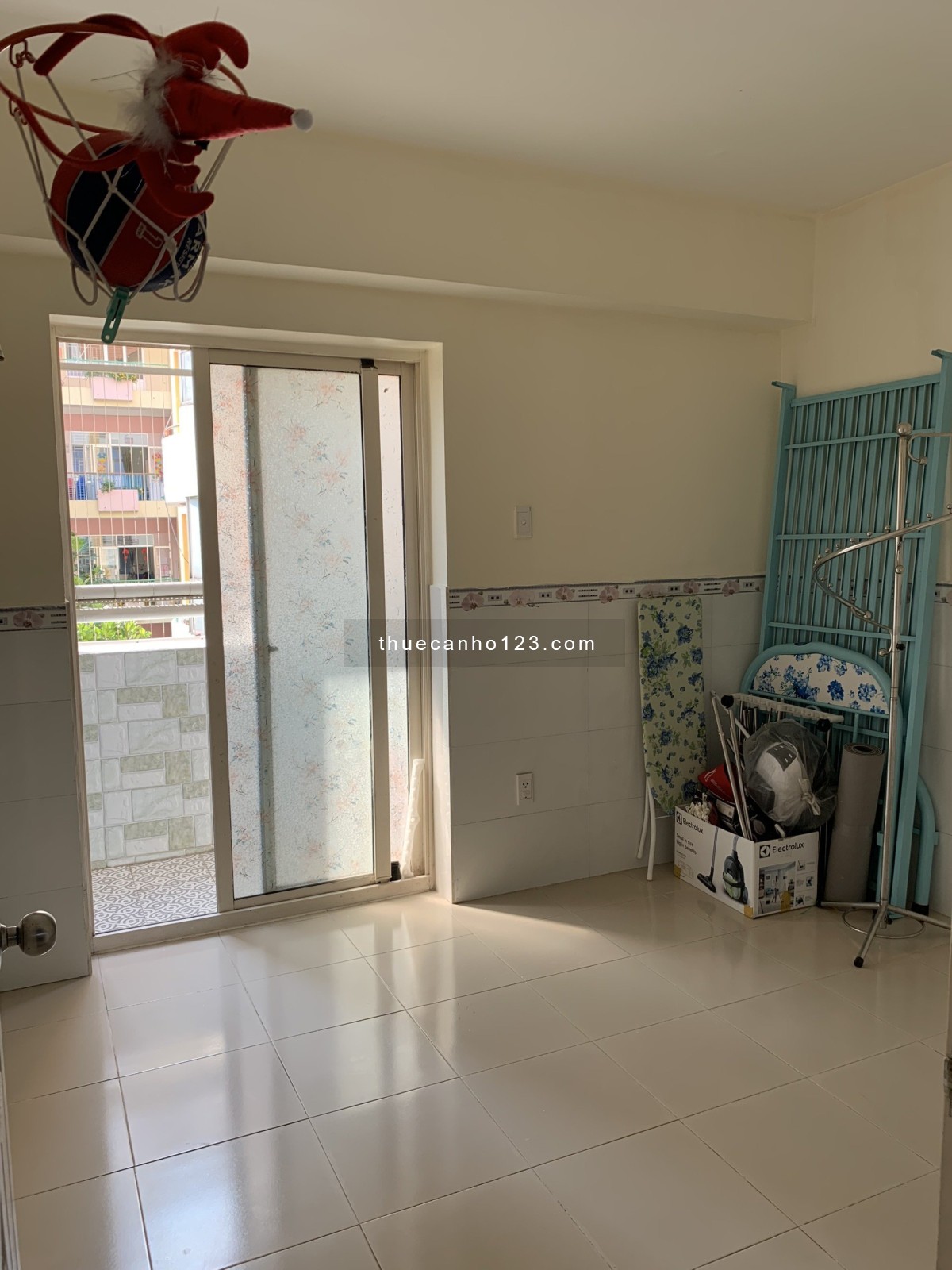 C/c Sacomreal Hòa Bình, Tân Phú: 95m2, 3p ngủ, 9tr/th