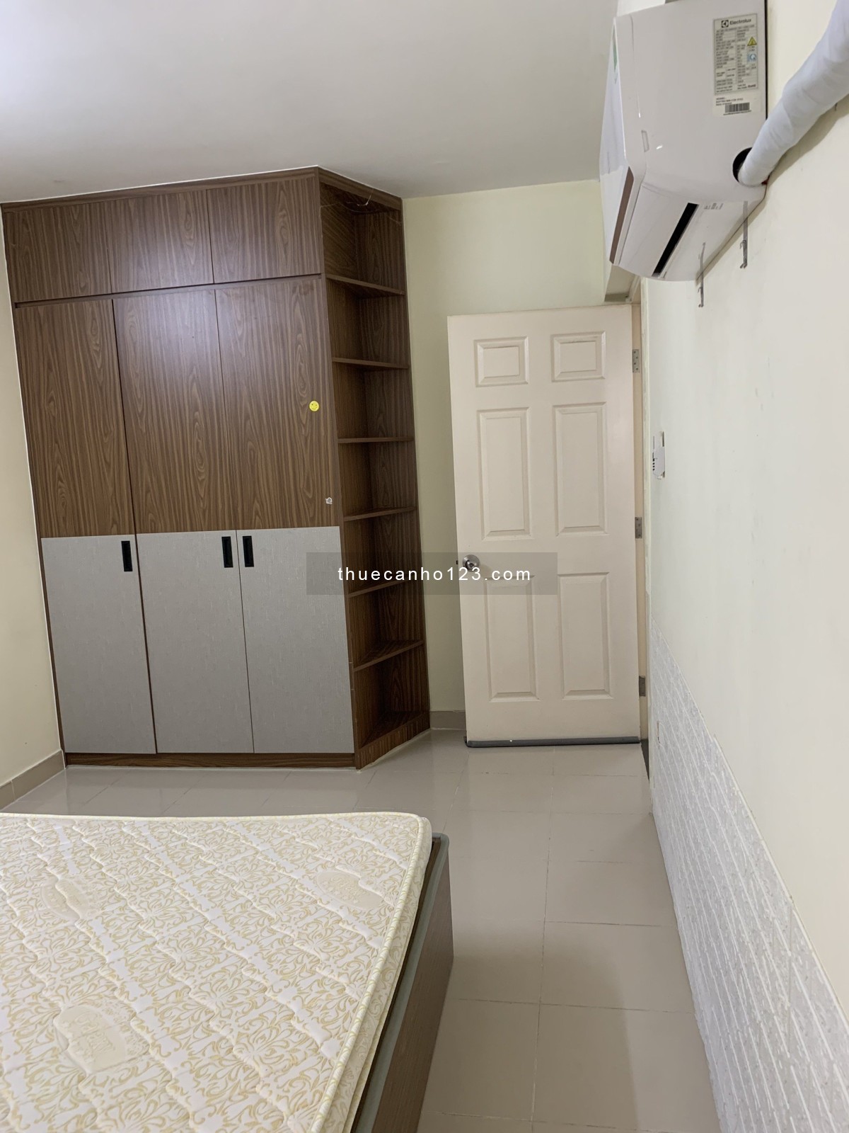 C/c Sacomreal Hòa Bình, Tân Phú: 95m2, 3p ngủ, 9tr/th