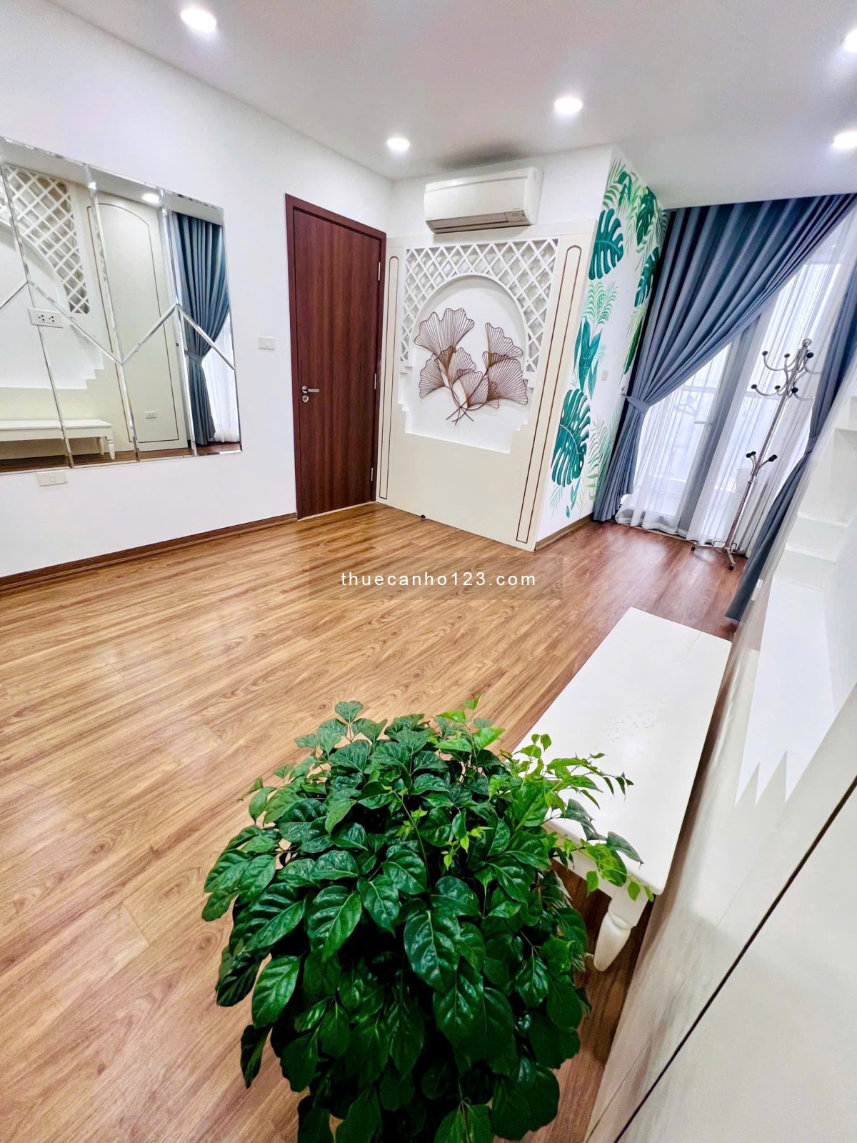 Cho thuê căn hộ góc 3 phòng ngủ tại Hà Nội Center Point