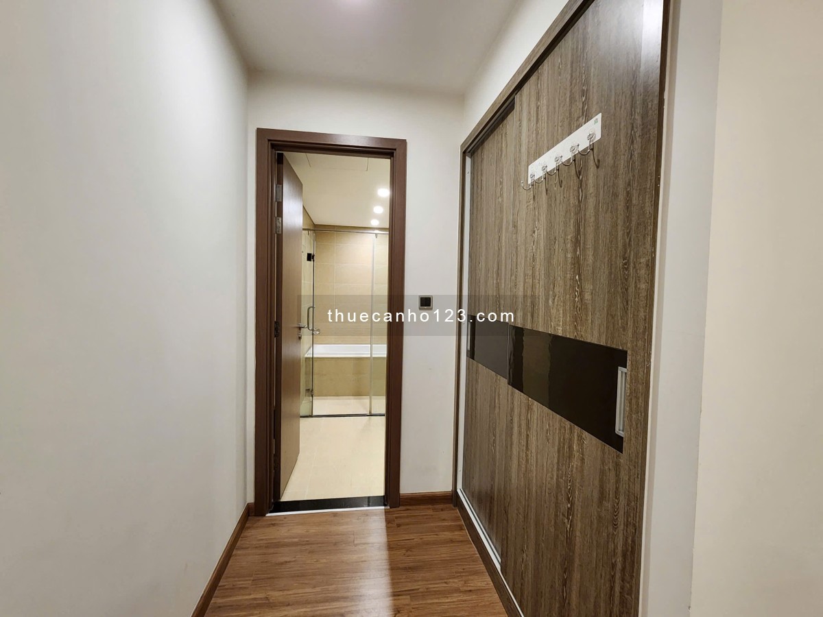 Cho thuê Vinhomes Metropolis, Liễu Giai, Ba Đình, Hà Nội. 154 m²