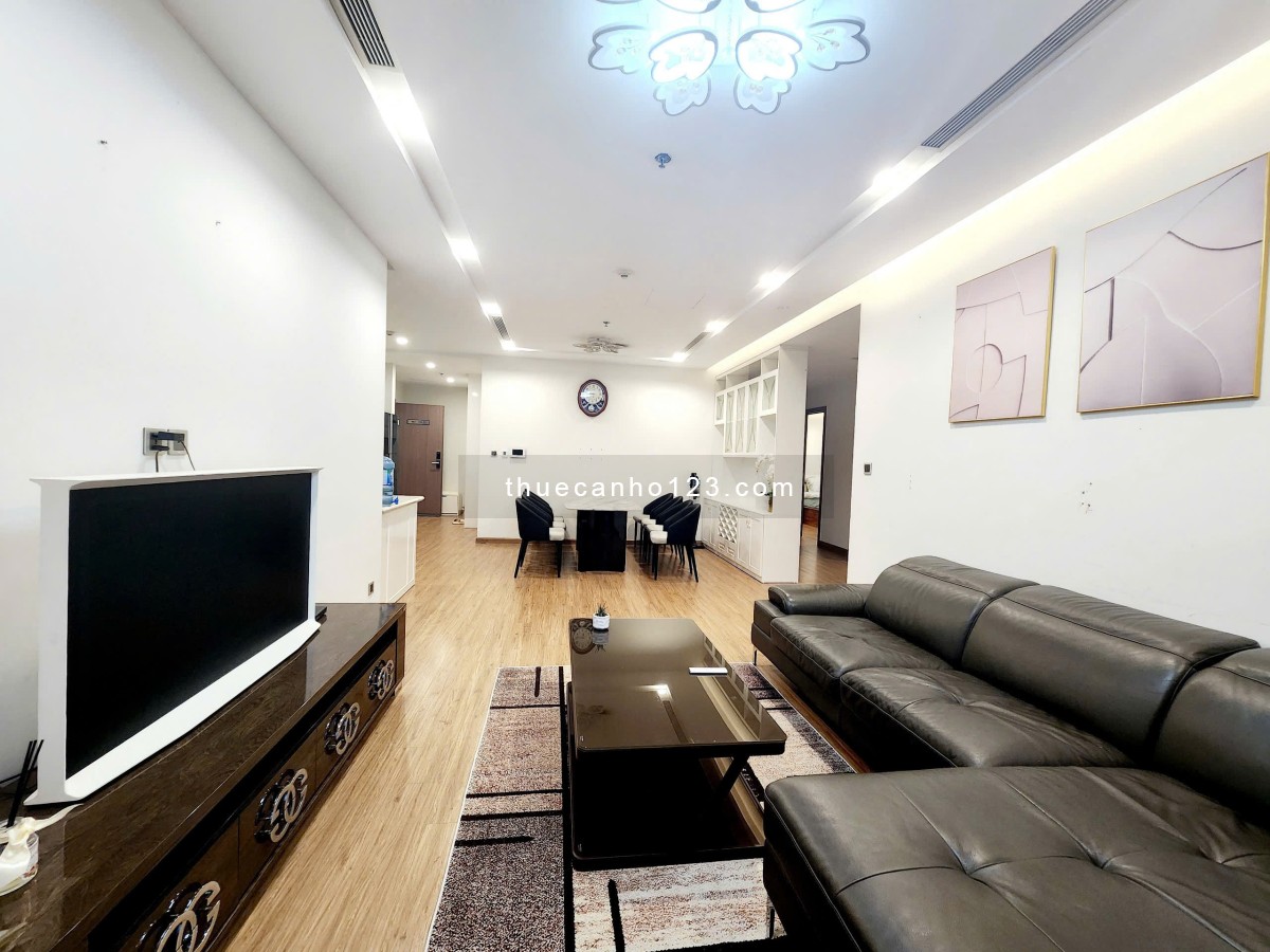 Cho thuê Vinhomes Metropolis, Liễu Giai, Ba Đình, Hà Nội. 154 m²