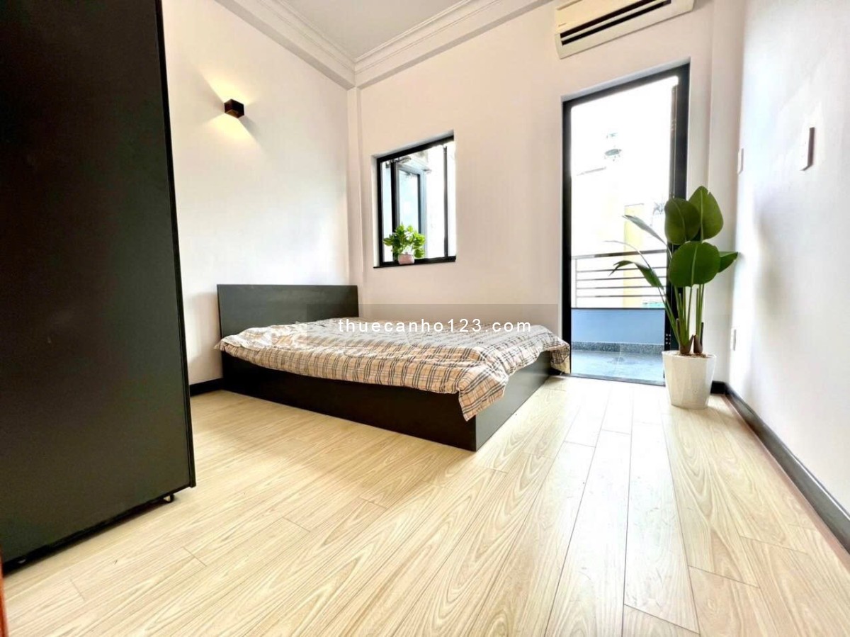 Cho thuê căn hộ 2 phòng ngủ ban công cửa sổ Nam Kỳ Khởi Nghĩa quận 3