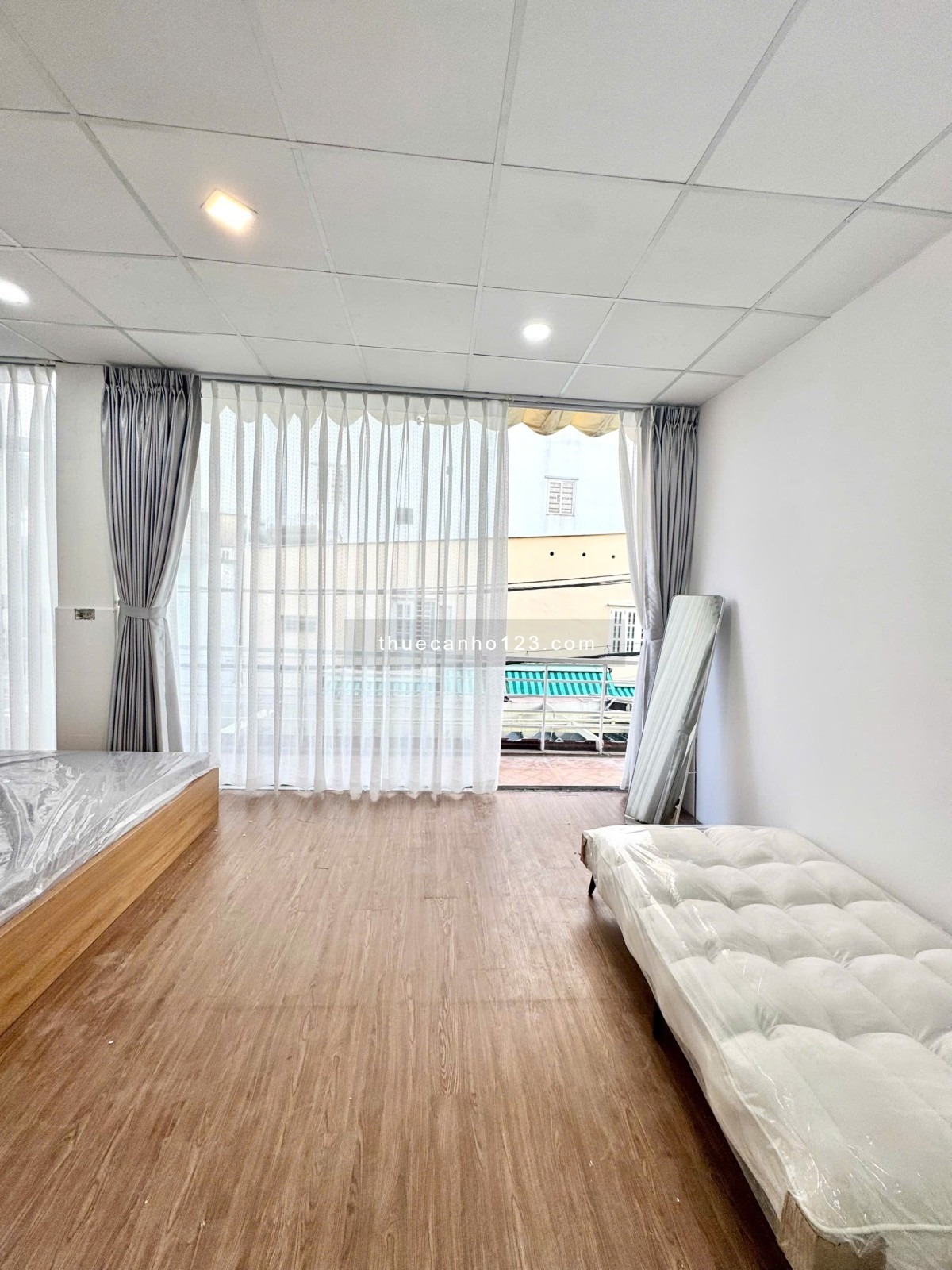 CĂN HỘ STUDIO BAN CÔNG GẦN CÔNG TRƯỜNG DÂN CHỦ, CHUNG CƯ HÀ ĐÔ, TÒA NHÀ VIETTEL QUẬN 10