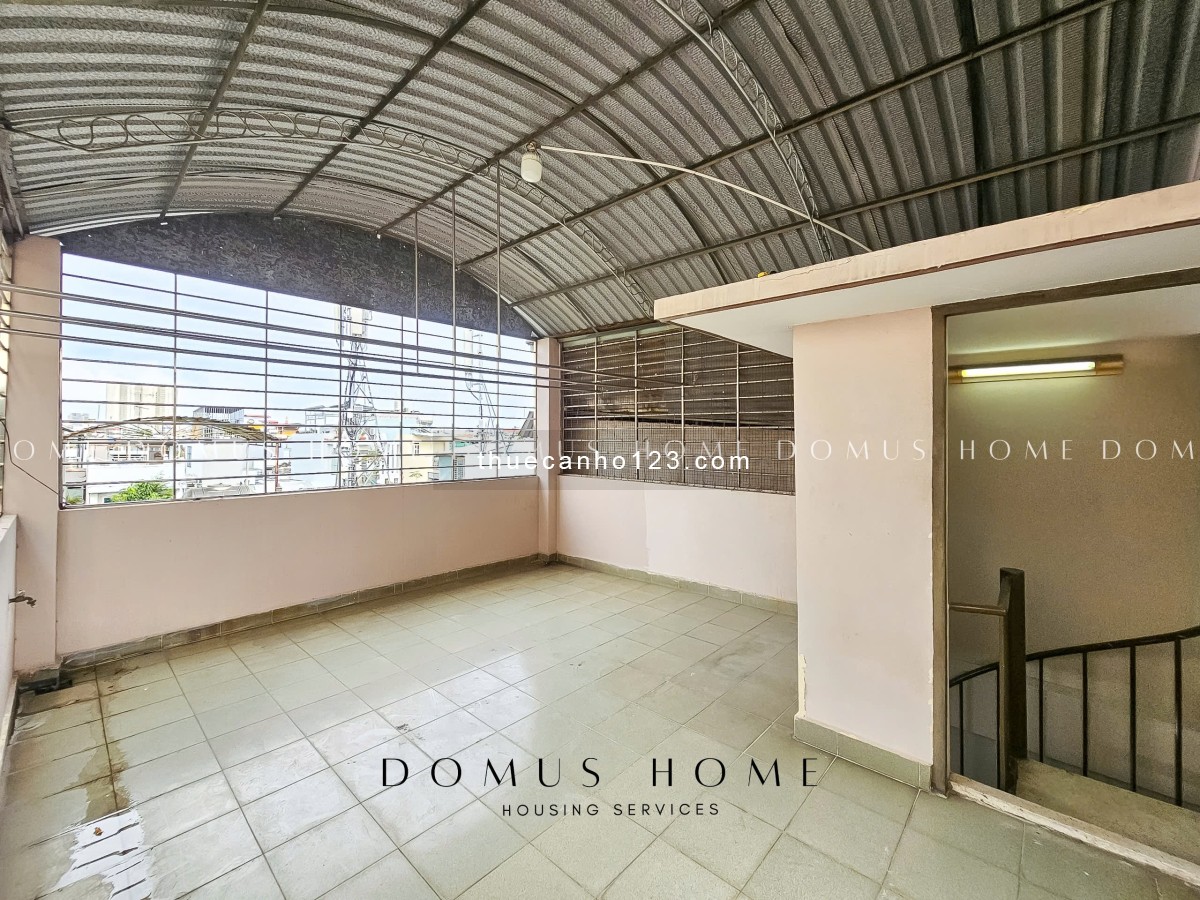 Căn hộ Full nội thất siêu xinh, ban công thông thoáng tại Khánh Hội Quận 4