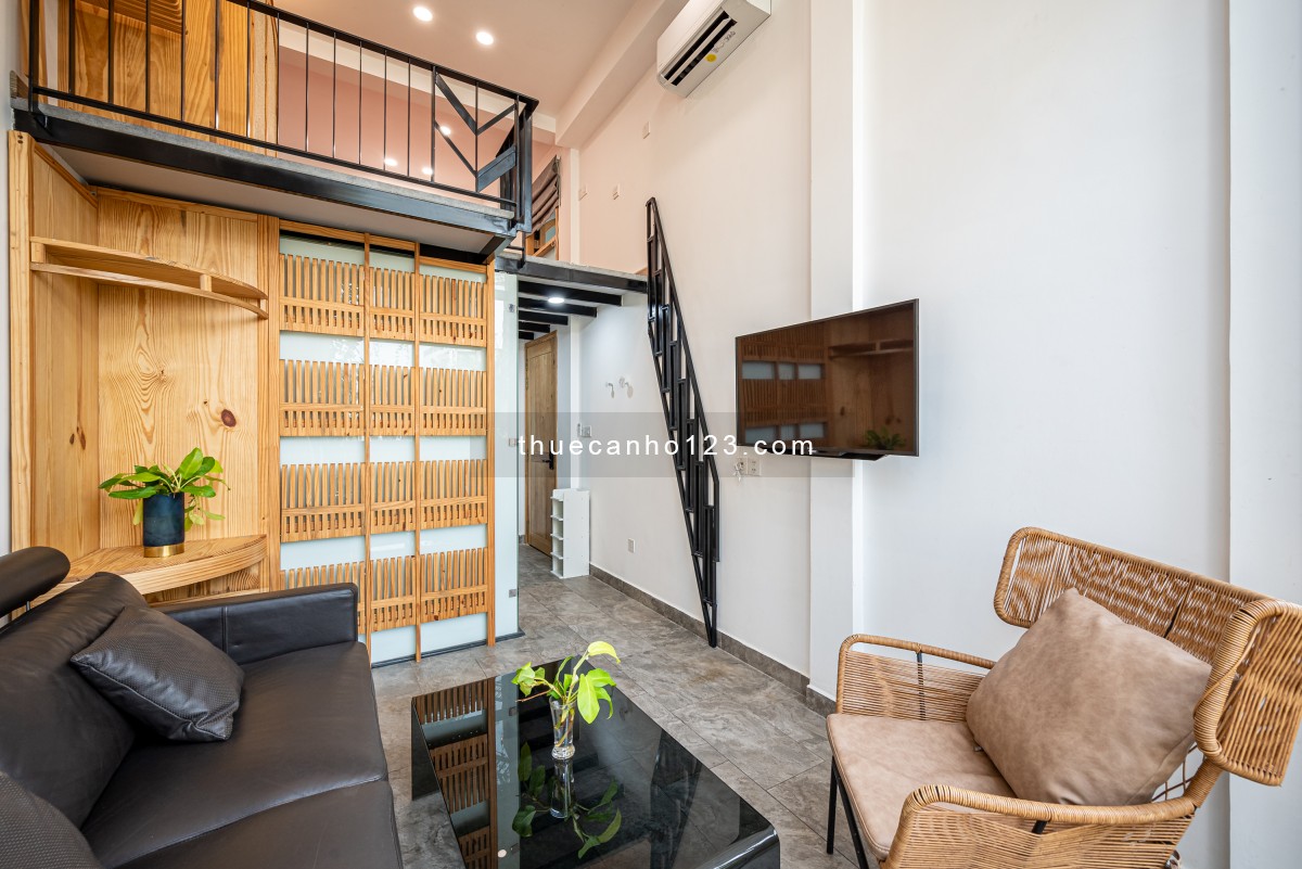 Duplex chill - ban công sân vườn Thạch Thị Thanh gần Công viên Lê Văn Tám, thờ Hồng Tân Định Quận 1