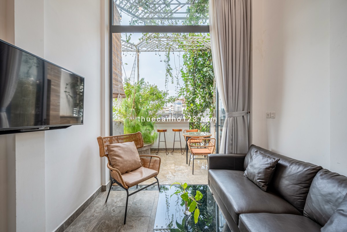 Duplex chill - ban công sân vườn Thạch Thị Thanh gần Công viên Lê Văn Tám, thờ Hồng Tân Định Quận 1