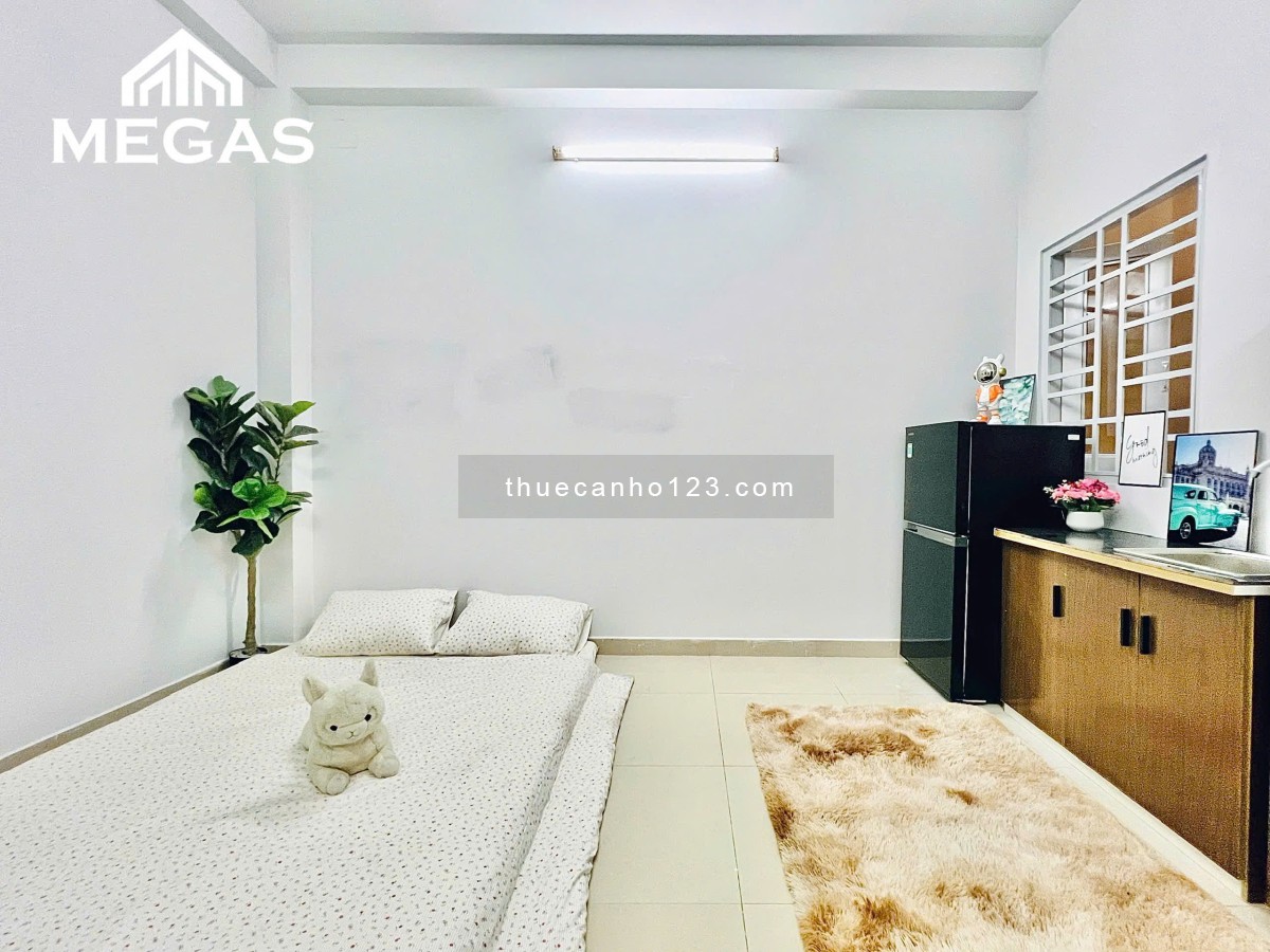 Căn hộ giá rẻ đầy đủ nội thất cửa sổ thoáng ngay chợ Phạm Văn Hai - Lê Văn Sỹ