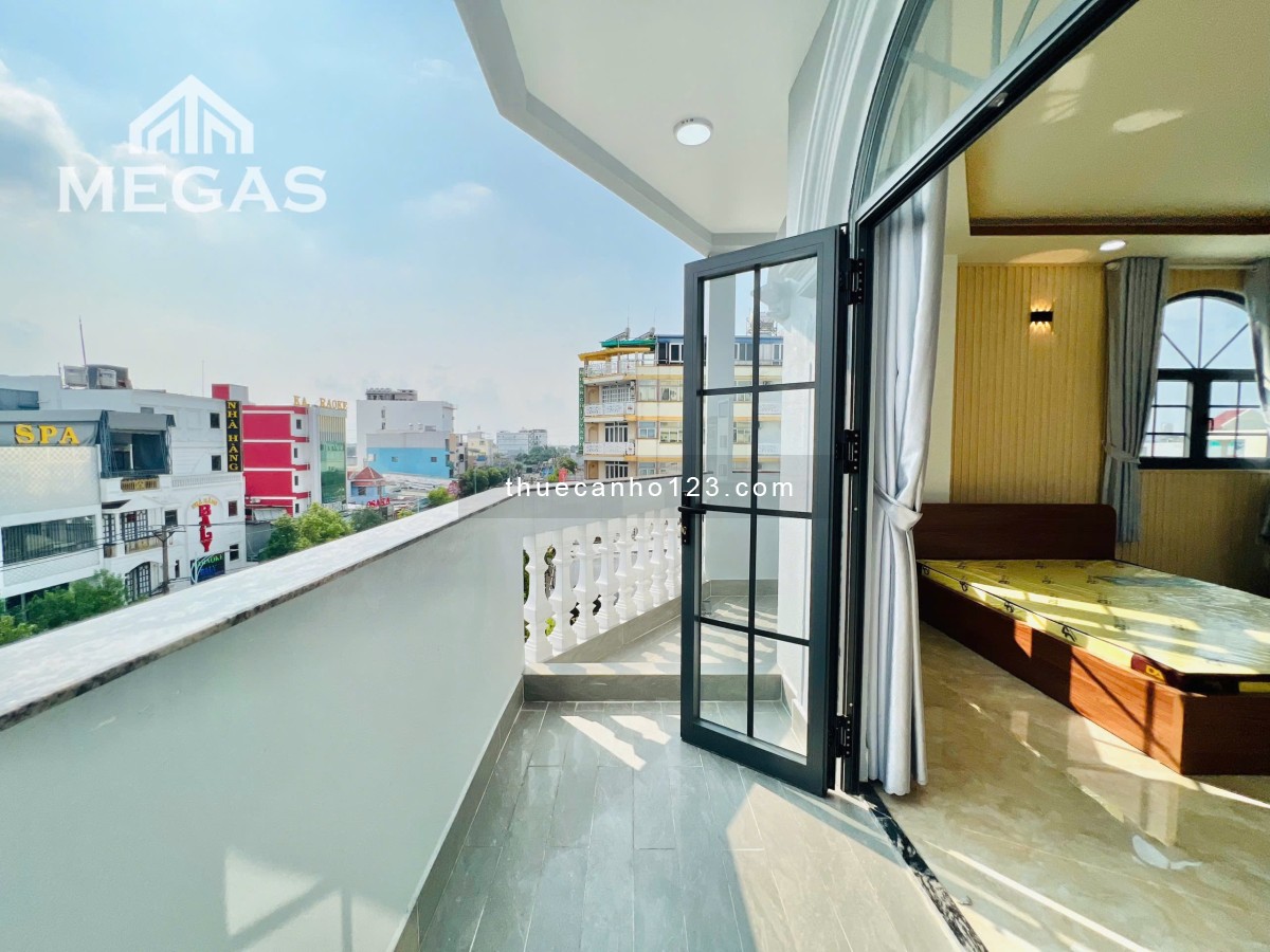 Căn bộ bancol rộng thoáng ngay công viên Tao Đàn - Chợ Bến Thành