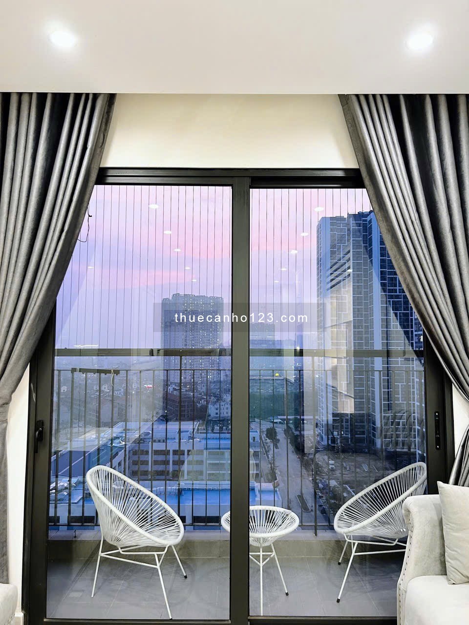 Cần cho thuê 2N1W full đồ, Giá :10tr/1 tháng, LH : 035.995.4942