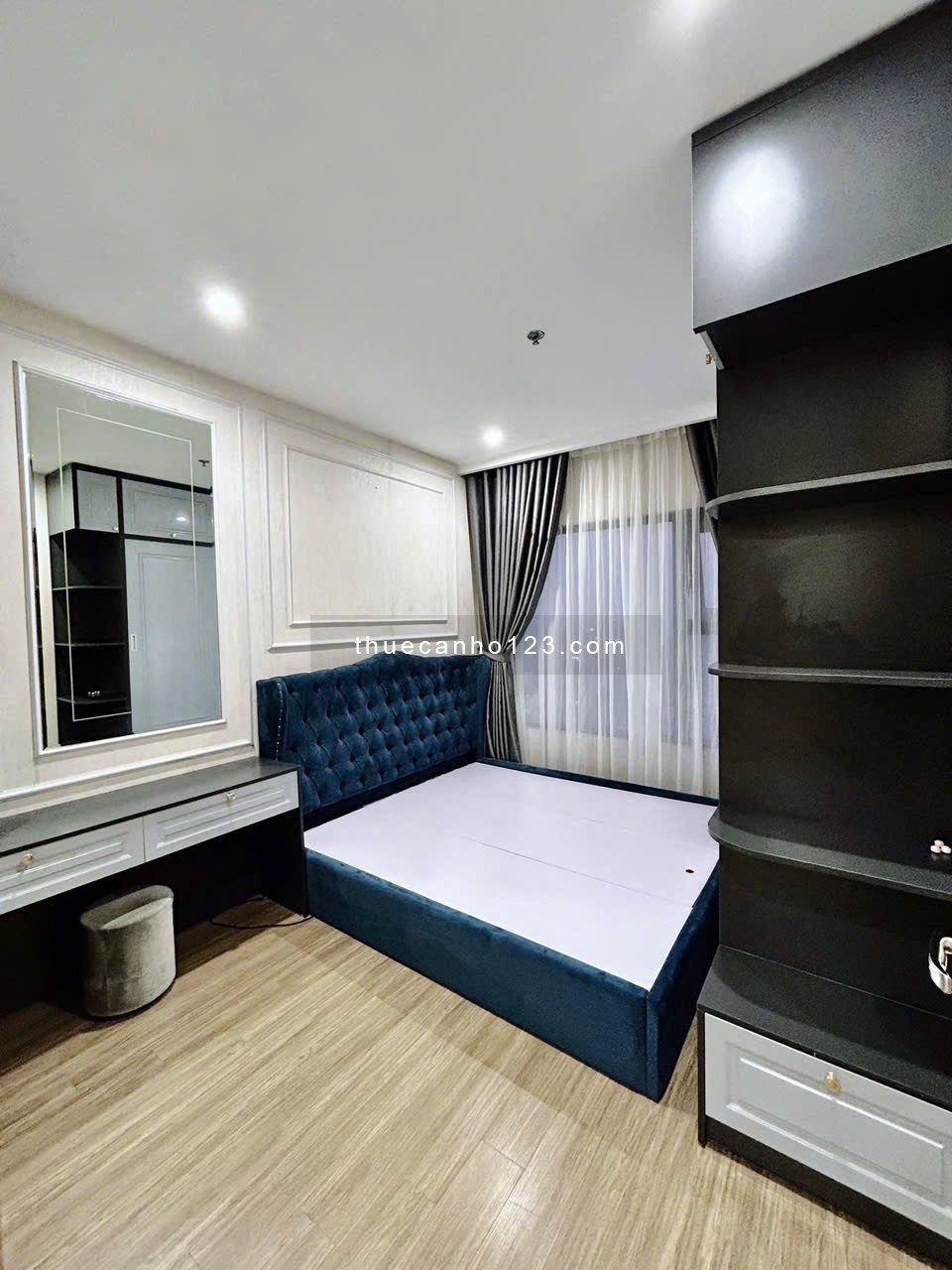 Cần cho thuê 2N1W full đồ, Giá :10tr/1 tháng, LH : 035.995.4942