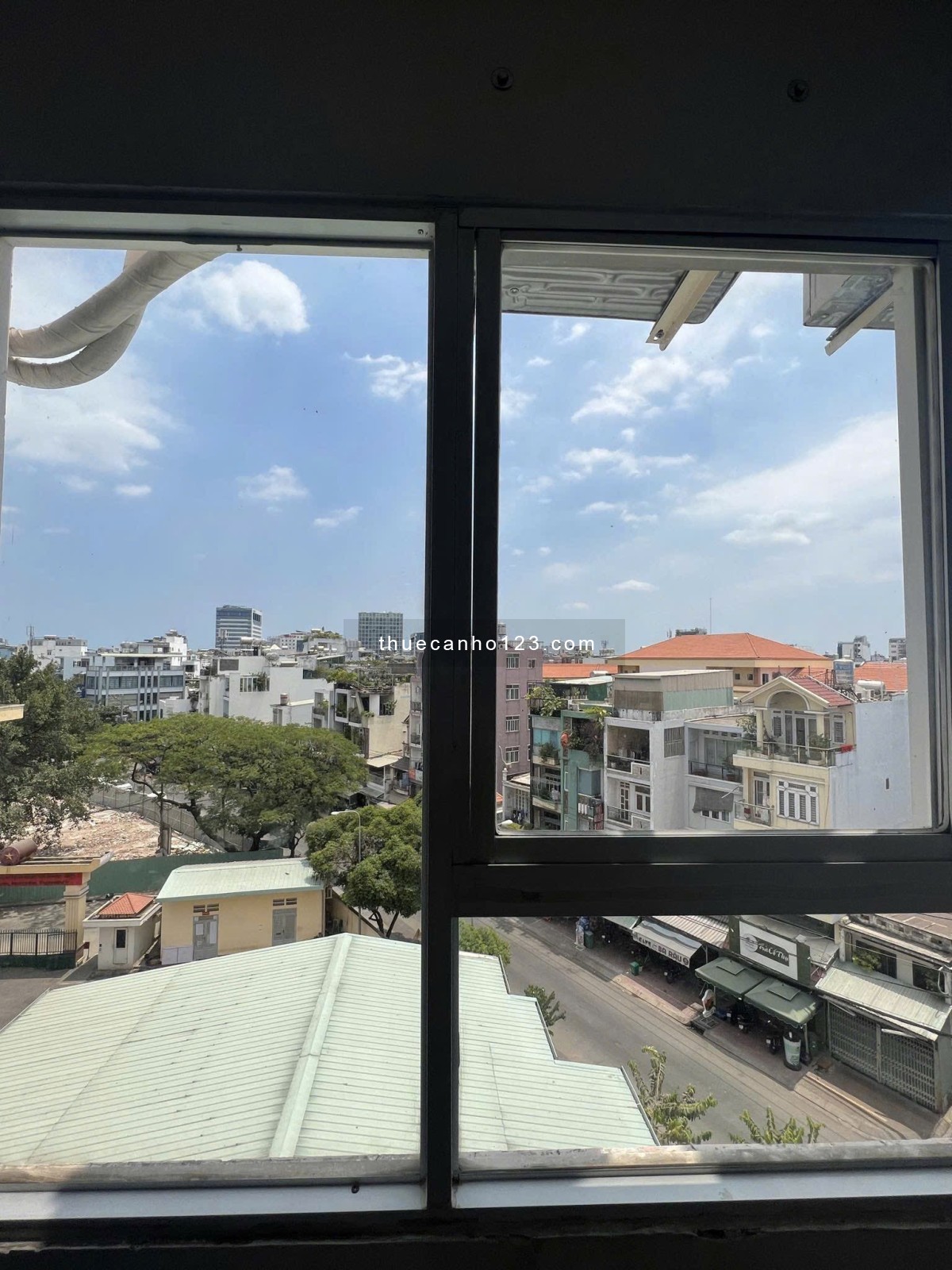 Cho thuê căn hộ Diyas Sky đầy đủ nội thất nhận nhà ở ngay ngay E-Town Cộng Hoà