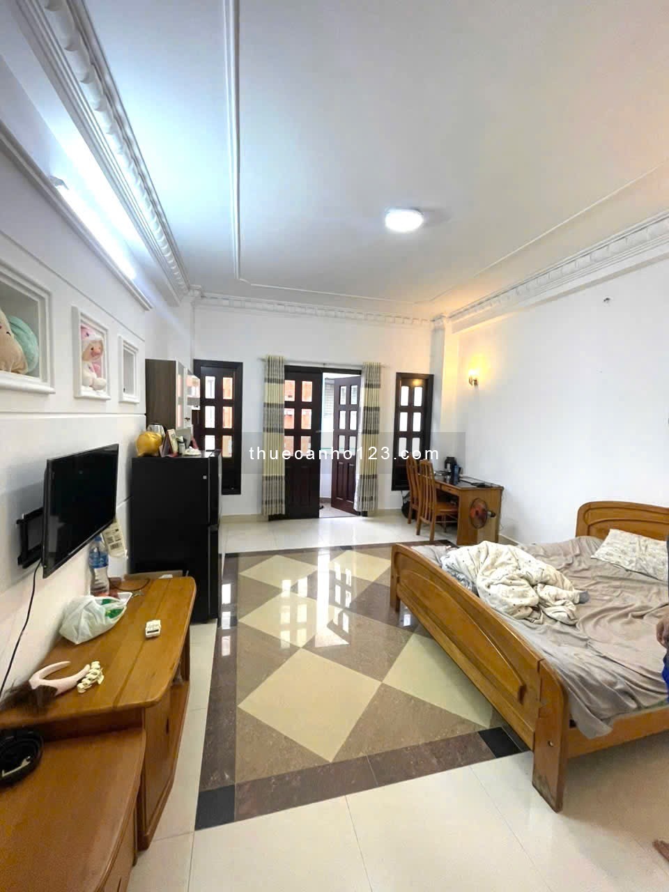 Căn hộ có ban công full nội thất quận 1