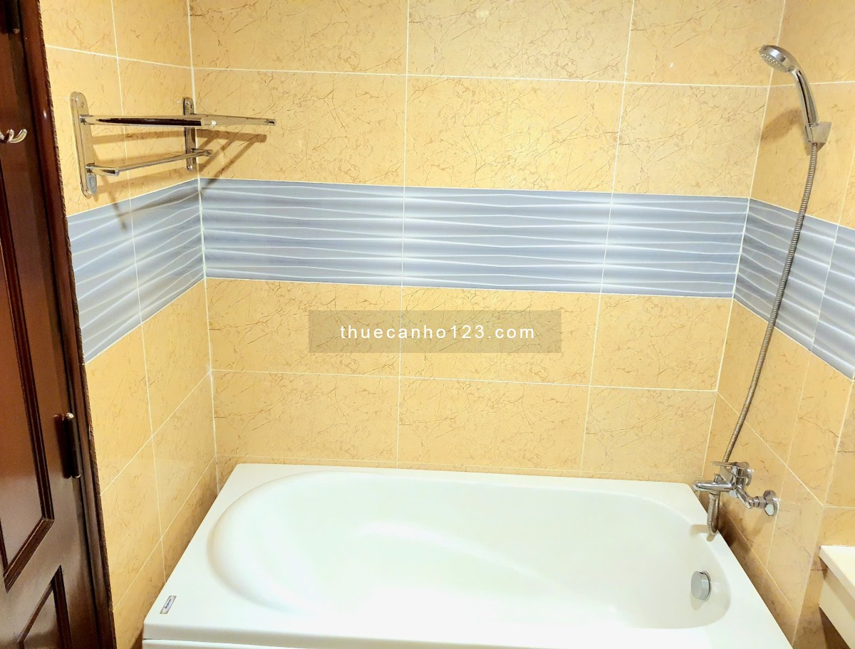 Cho thuê phòng khách sạn gần Trần Phú gần biển nhiều dịch vụ miễn phí