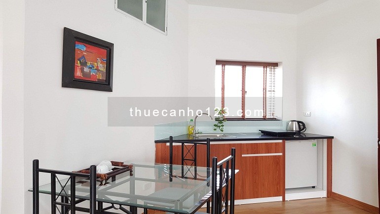 Cho thuê căn hộ dịch vụ tại Trần Hưng Đạo, Hoàn Kiếm, 35m2, 1PN, đầy đủ nội thất