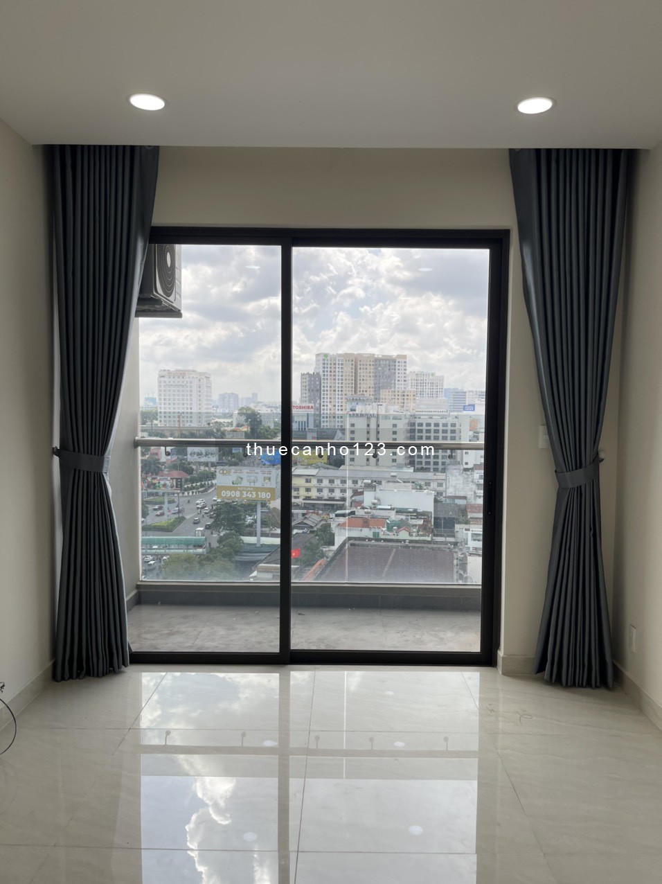 Cho Thuê Nhanh Căn hộ 2 Phòng Ngủ - PARK LEGEND - Hoàng Văn Thụ 70m2 - GIÁ 14TR