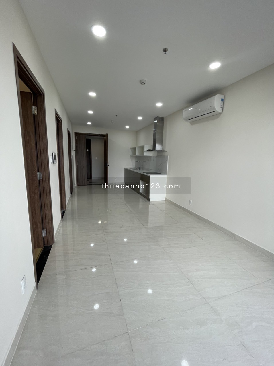 Cho Thuê Nhanh Căn hộ 2 Phòng Ngủ - PARK LEGEND - Hoàng Văn Thụ 70m2 - GIÁ 14TR