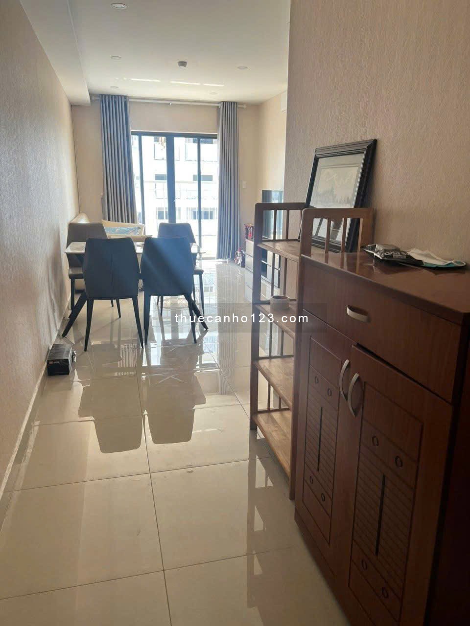 Chung cư Nguyễn Kim, Nhật Tảo, Q10: 2p ngủ, 2wc, đây đủ nội thất mới 14tr