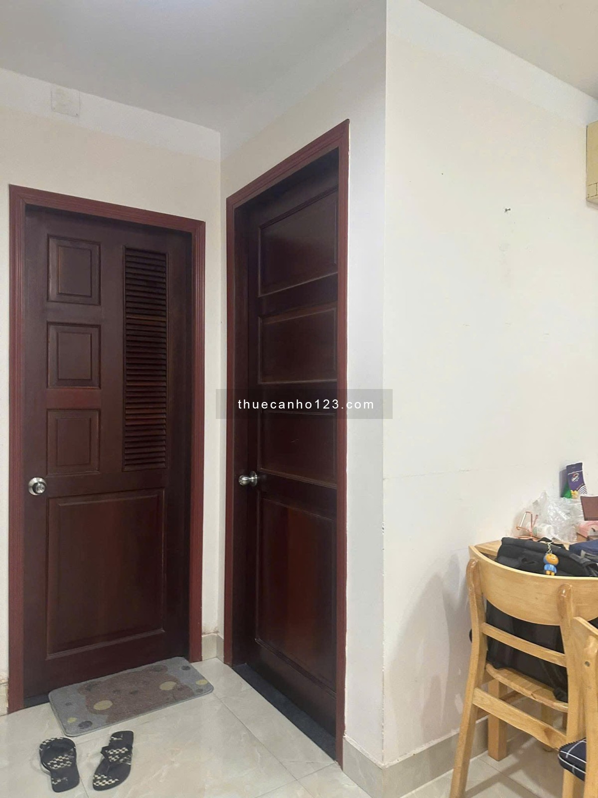 Chung cư Screc, Trường Sa, P12, Q3:77m2 2p ngủ rộng, nội thất, 14tr/th