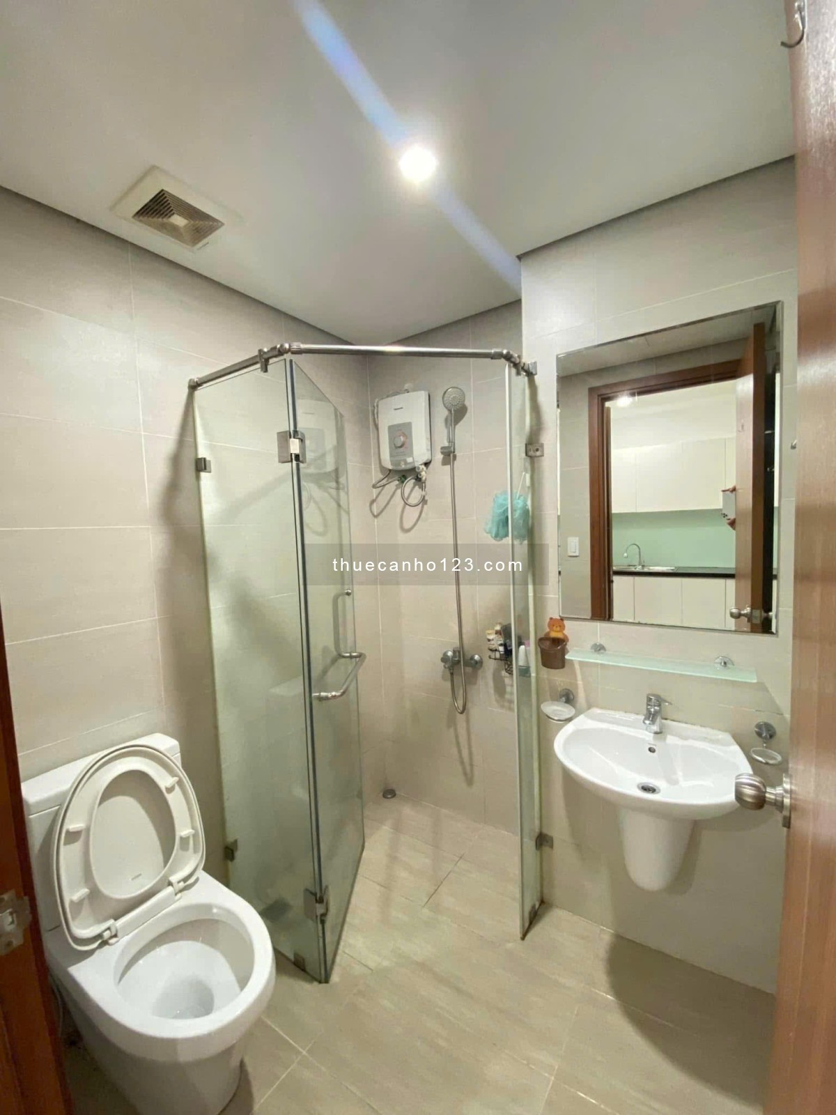 Carillon 5, Hoà Thạnh, Tân Phú: 76m2, 2PN, 2WC, NT mới, 13tr/tháng.