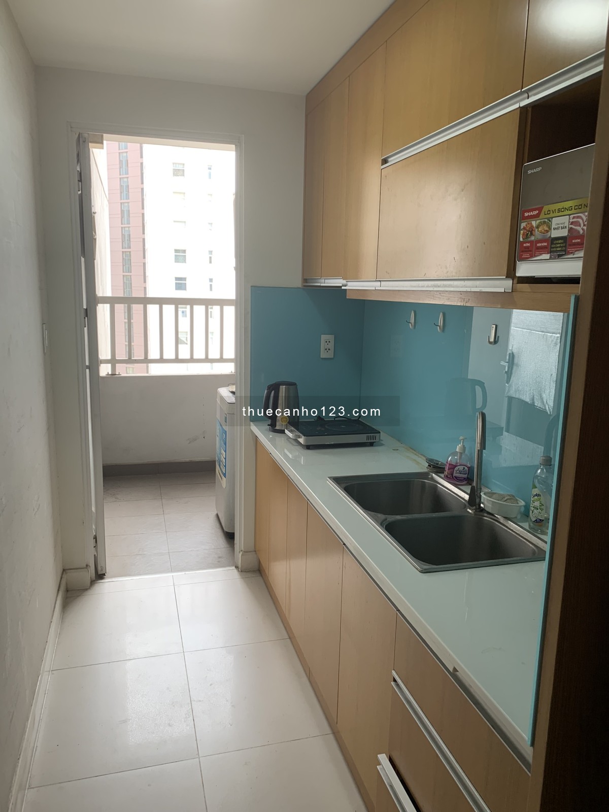 Chính chủ cần cho thuê căn hộ 1 PN, sang trọng, full nội thấp