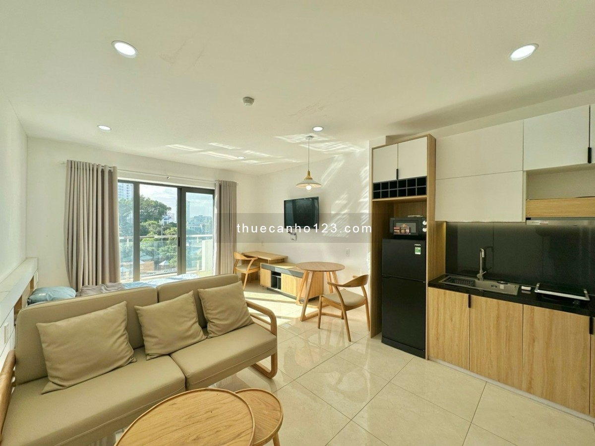 Căn Hộ Ban công Full Nội thất, View Sông, Thảo Cầm Viên gần cầu Thị Nghè, Bình Thạnh