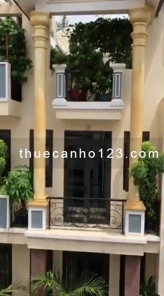 Căn hộ ban công 2 phòng ngủ, full nội thất, cạnh chợ HH Thám, Etwon