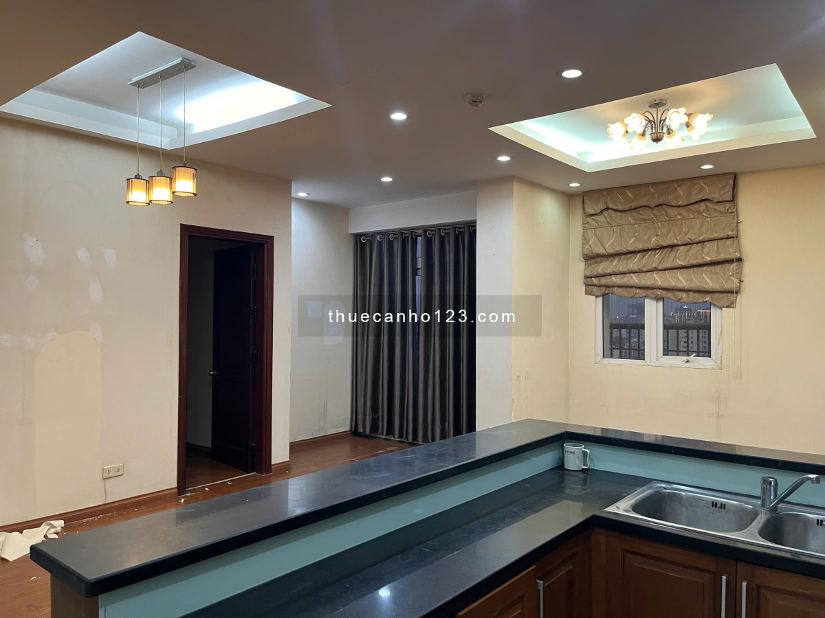 Cho thuê căn hộ 94 m2, 2PN, Chung cư Trung Yên Plaza, quận Cầu Giấy