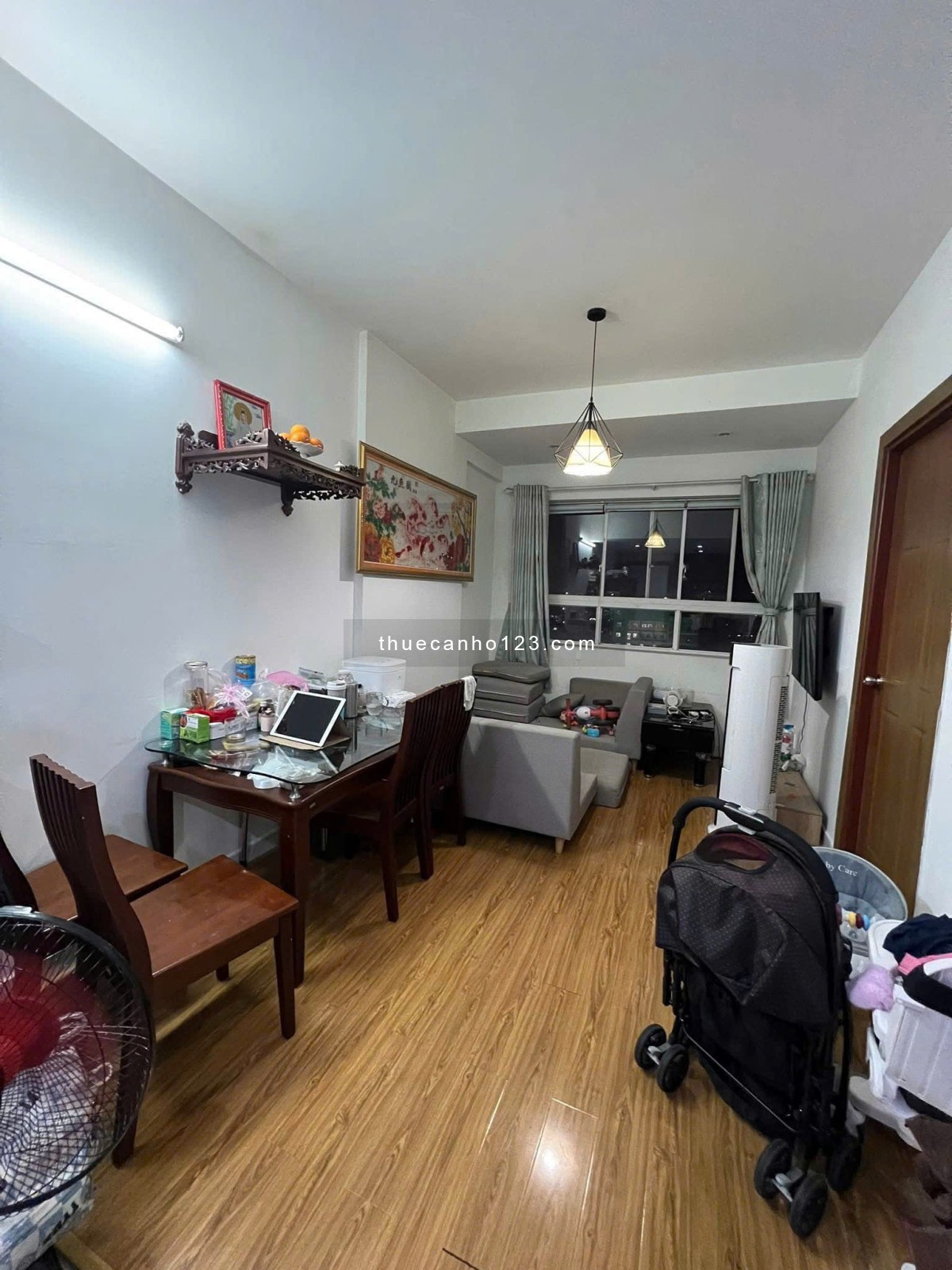 Chung cư Screc , P12,quận 3, nội thất, 2p, 2wc, 78m2, giá 14tr/tháng