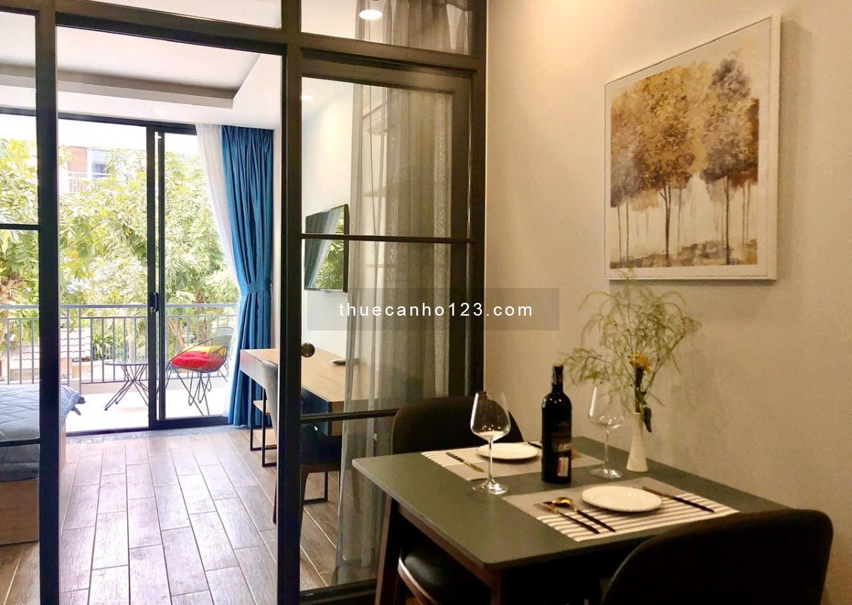 [Cực phẩm] Căn hộ 1PN đầy đủ nội thất - Ban công riêng, nội khu biệt thự