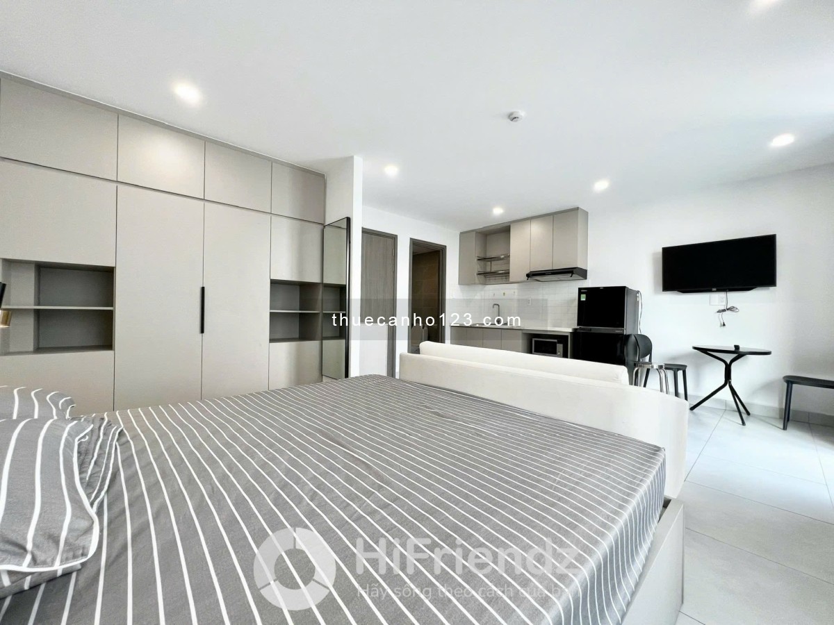 [Siêu phẩm] Studio ban công riêng - Tone trắng cực sang - Ngay trung tâm Thảo Điền