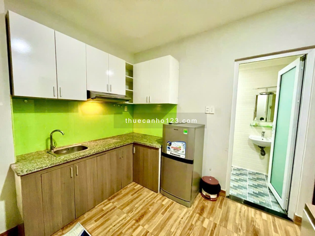 Cho thuê căn hộ có cửa sổ thoáng mát gần Đh Nguyễn Tất Thành , ĐH Luật ...
